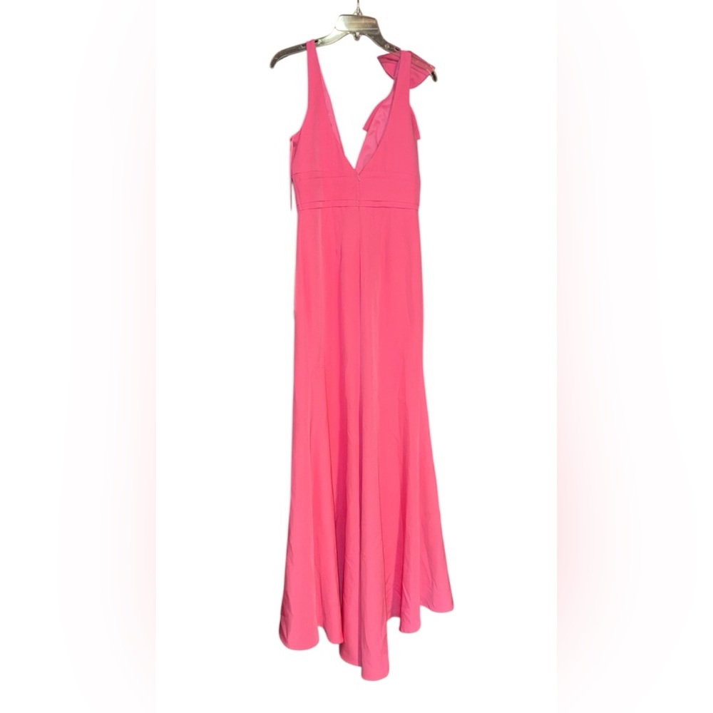 Elegant Pink Bow-Shoulder V-Neck Evening Gown - Picture 5 of 9